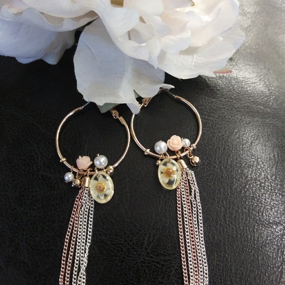 Jewelry - Girly Girl Victorian Earrings